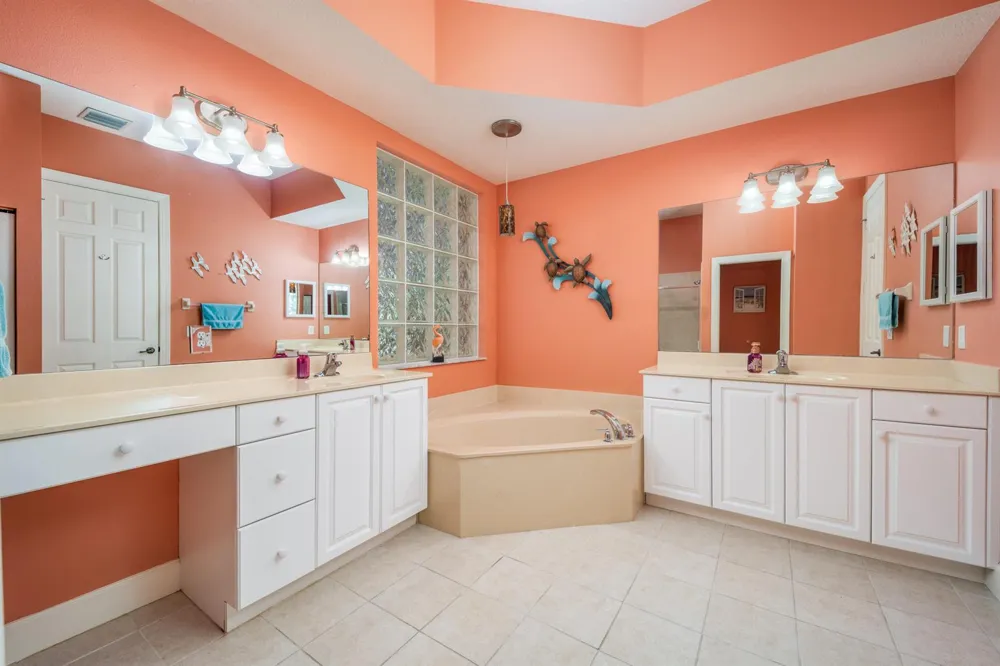 4220 ABINGTON WOODS CIRCLE Vero Beach, FL 32967
