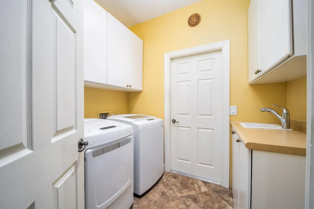 4220 ABINGTON WOODS CIRCLE Vero Beach, FL 32967