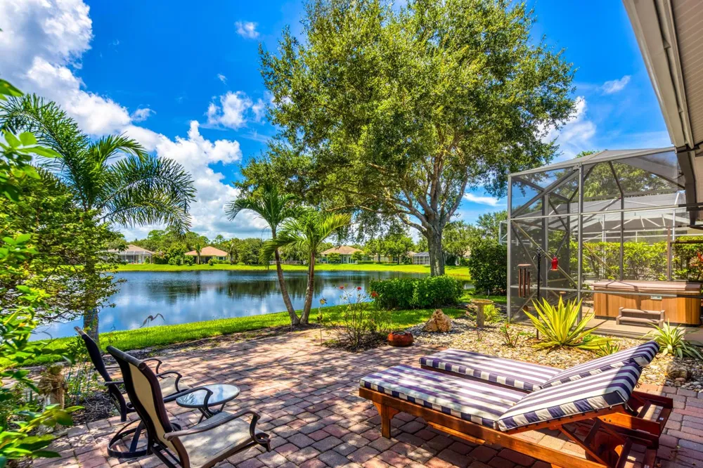 4220 ABINGTON WOODS CIRCLE Vero Beach, FL 32967
