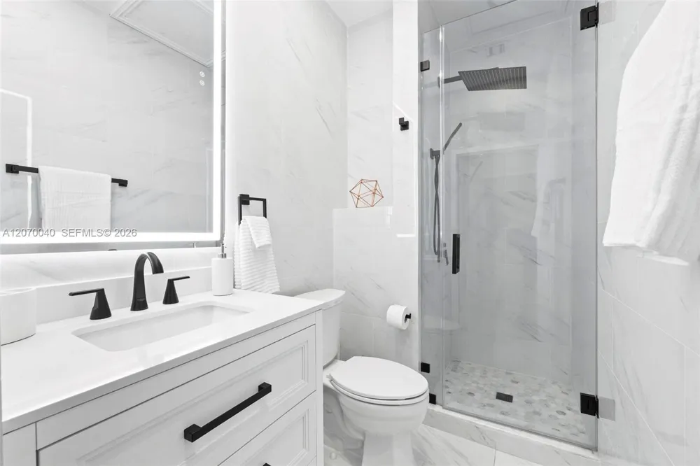 257 Coconut Ln Miami Beach, FL 33139