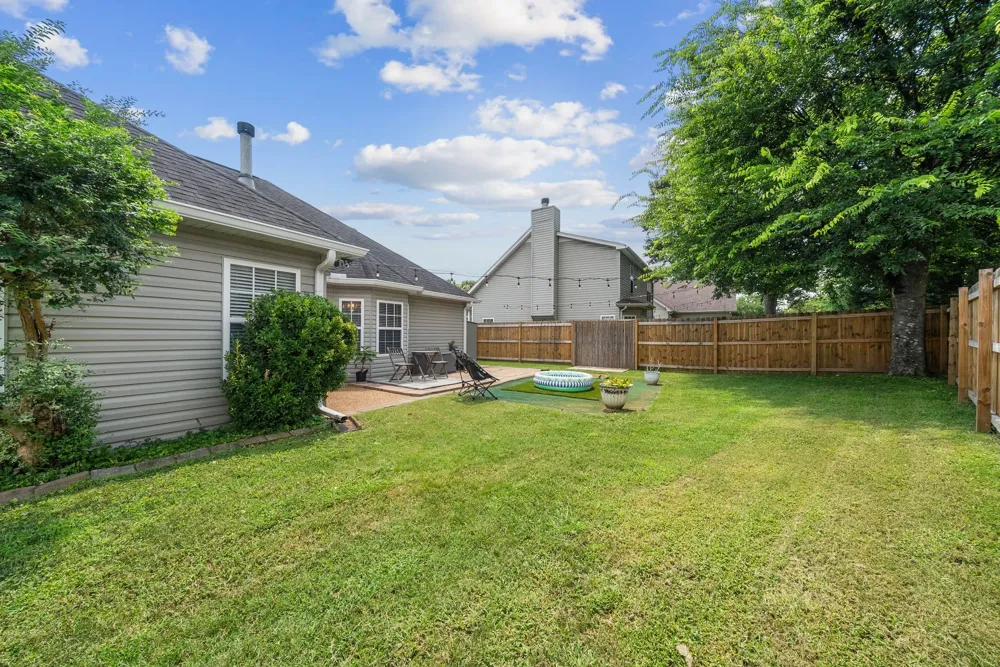 1920 Port James Cir Antioch, TN 37013