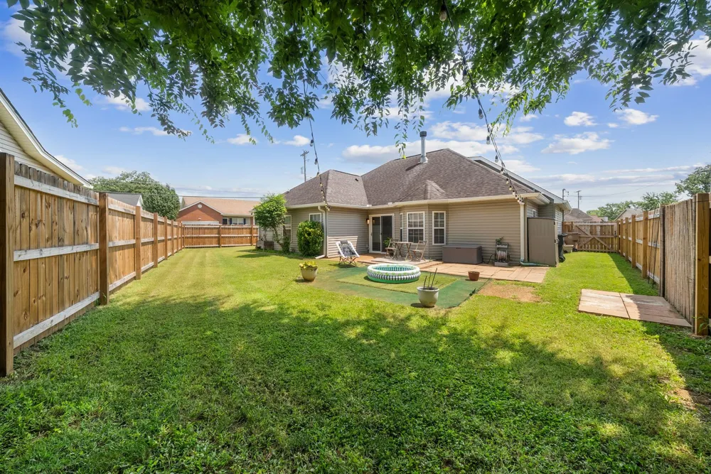 1920 Port James Cir Antioch, TN 37013