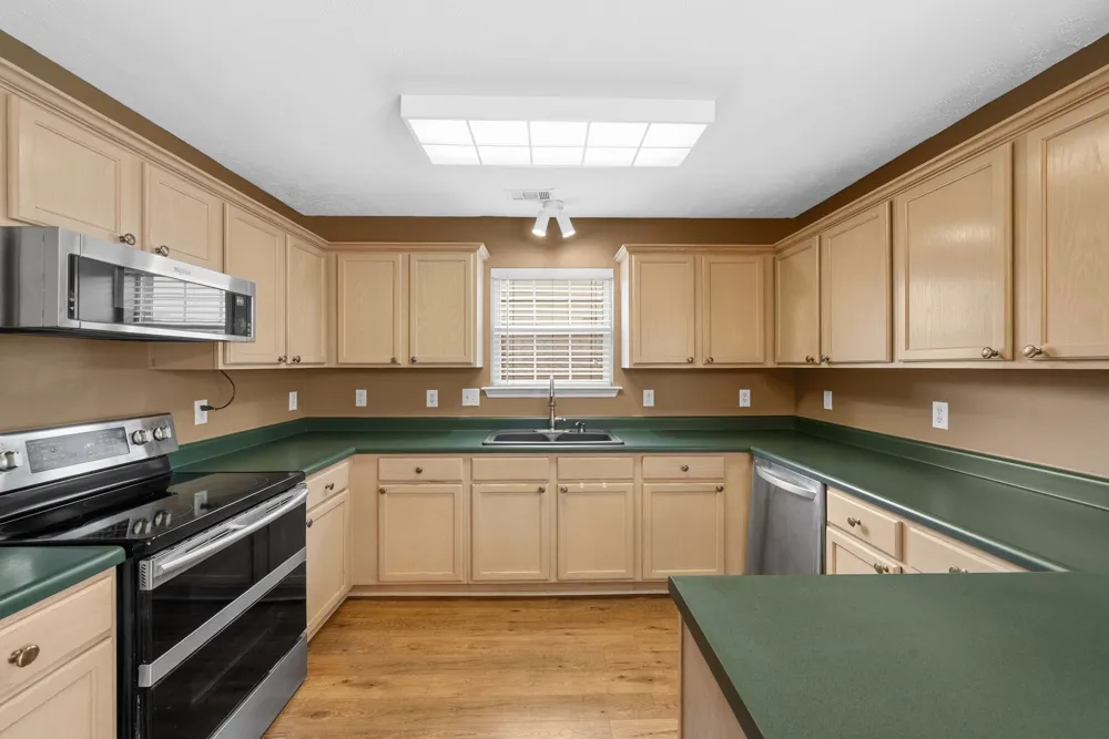 1920 Port James Cir Antioch, TN 37013