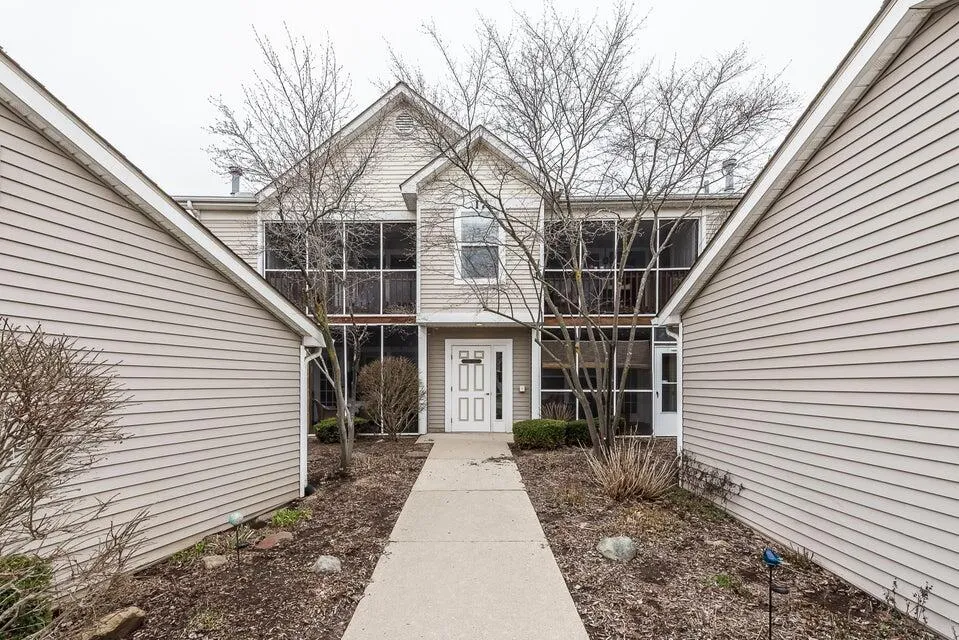 1550 Oakfield Drive Pittsfield Charter Township, MI 48108