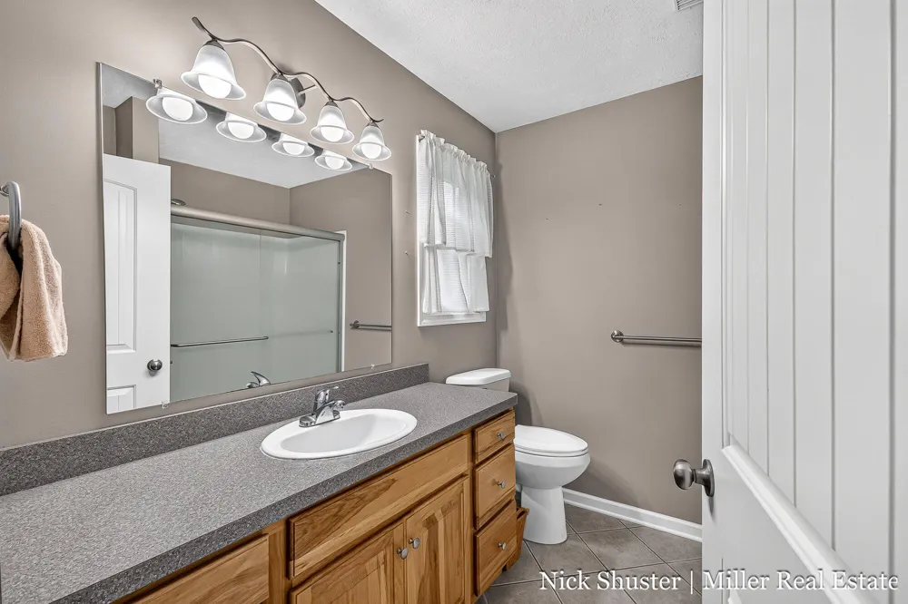 712 Riverwalk Street #11 Hastings City, MI 49058