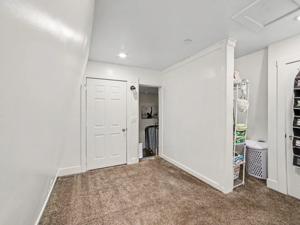 6859 Clover Road Lakewood Club Village, MI 49457