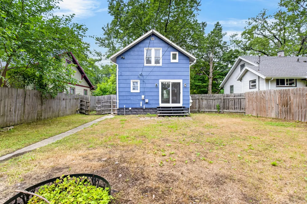 712 Fenimore Avenue Kalamazoo City, MI 49048