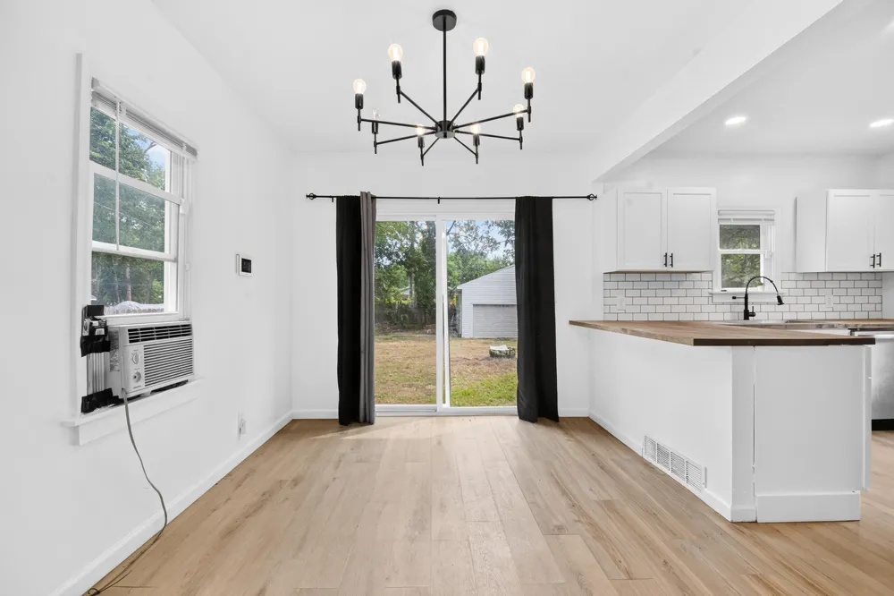 712 Fenimore Avenue Kalamazoo City, MI 49048