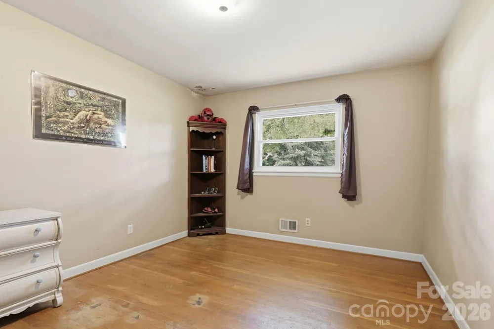 2613 26th Avenue NE Hickory, NC 28601