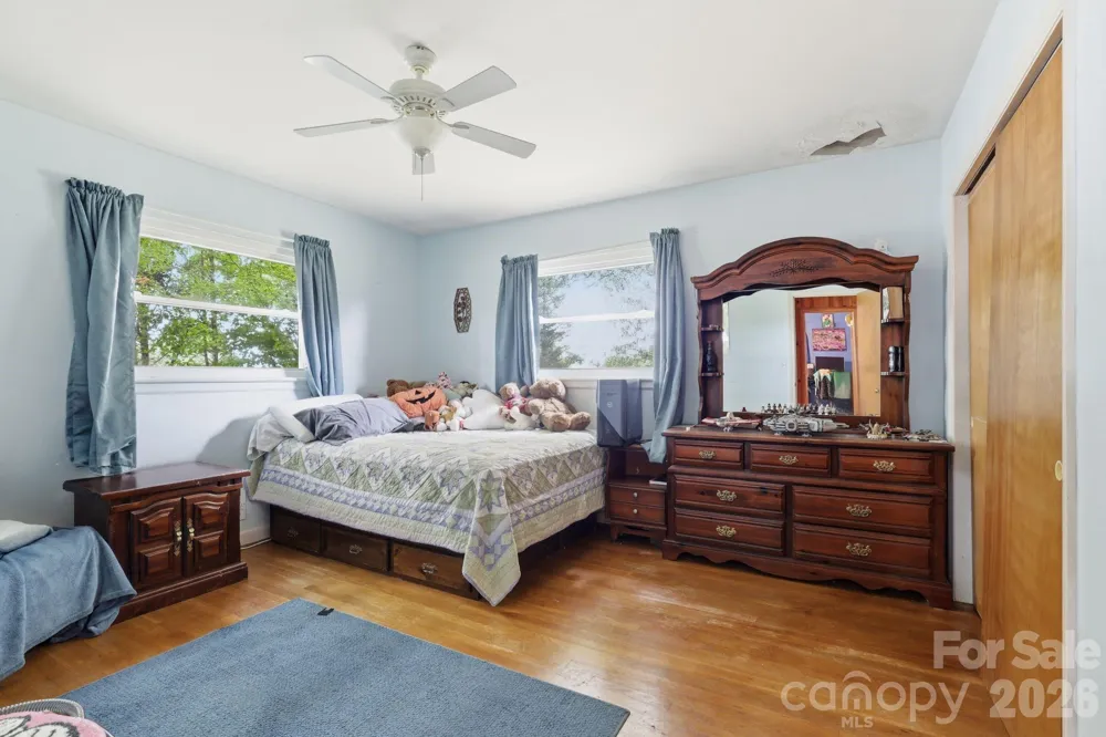 2613 26th Avenue NE Hickory, NC 28601