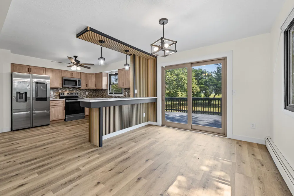 1835 214th Avenue NE East Bethel, MN 55011