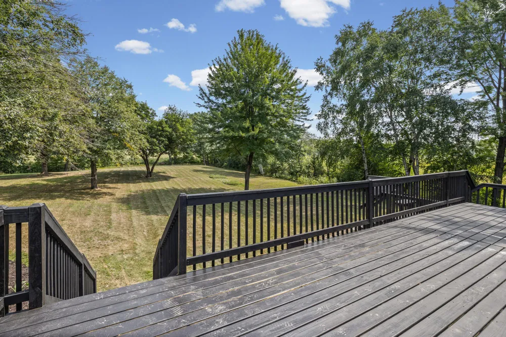 1835 214th Avenue NE East Bethel, MN 55011