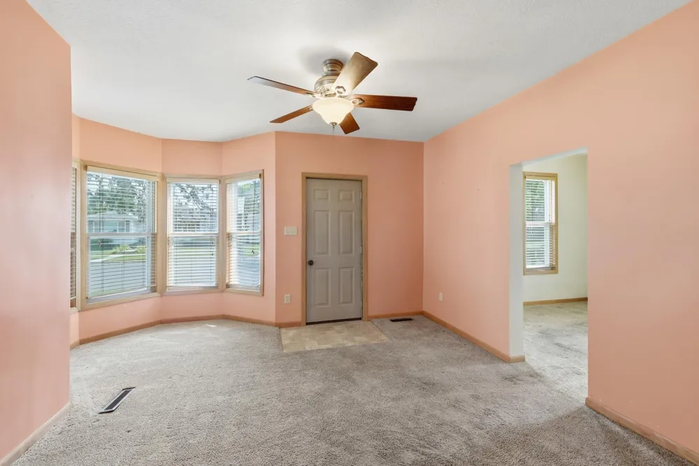 210 W Church Street Belle Plaine, MN 56011