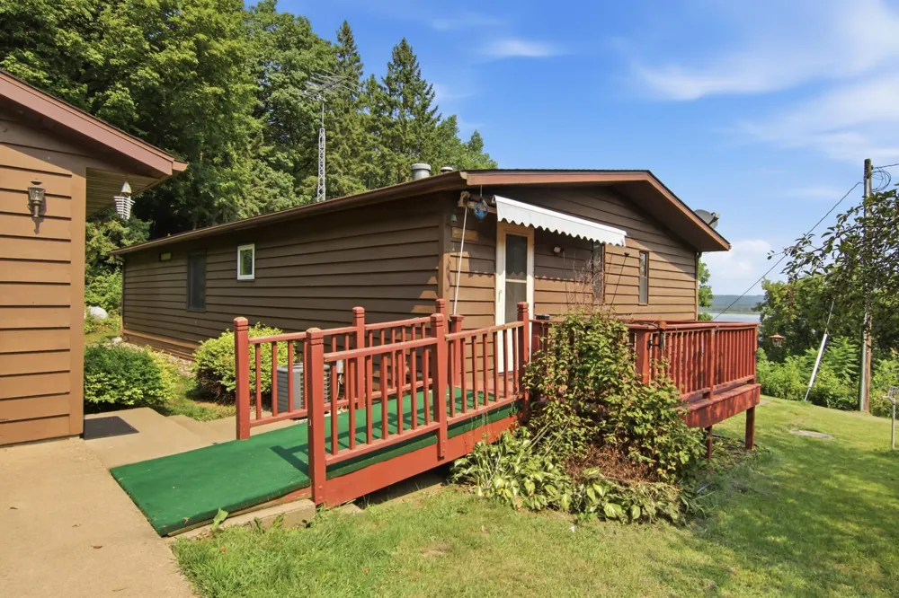22320 708th Street Lake City, MN 55041