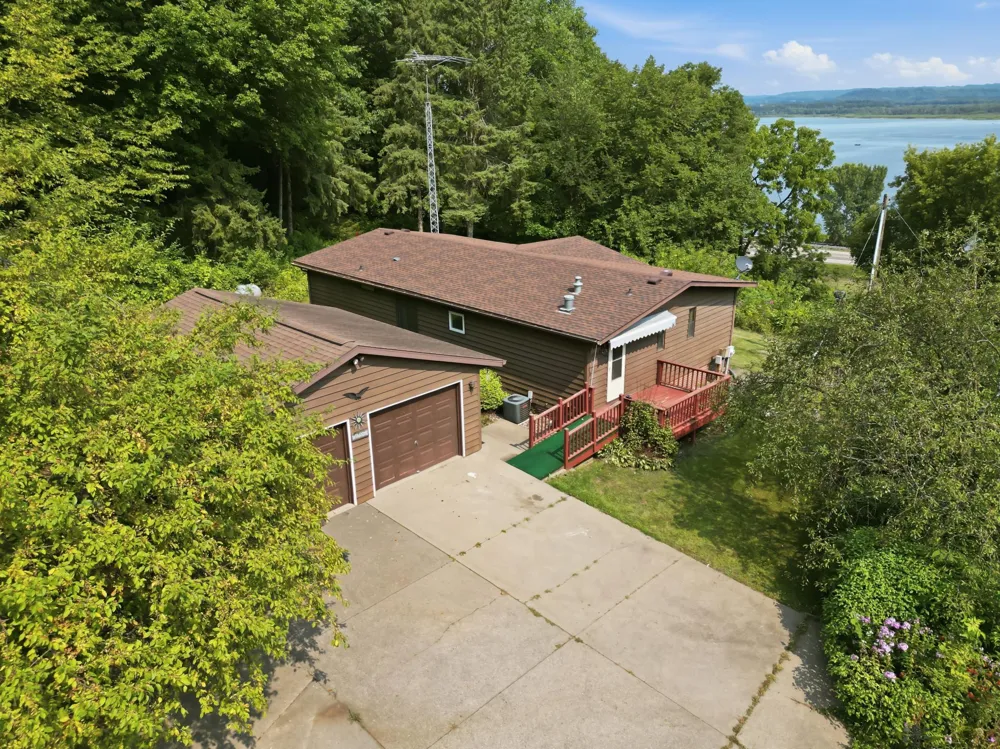 22320 708th Street Lake City, MN 55041