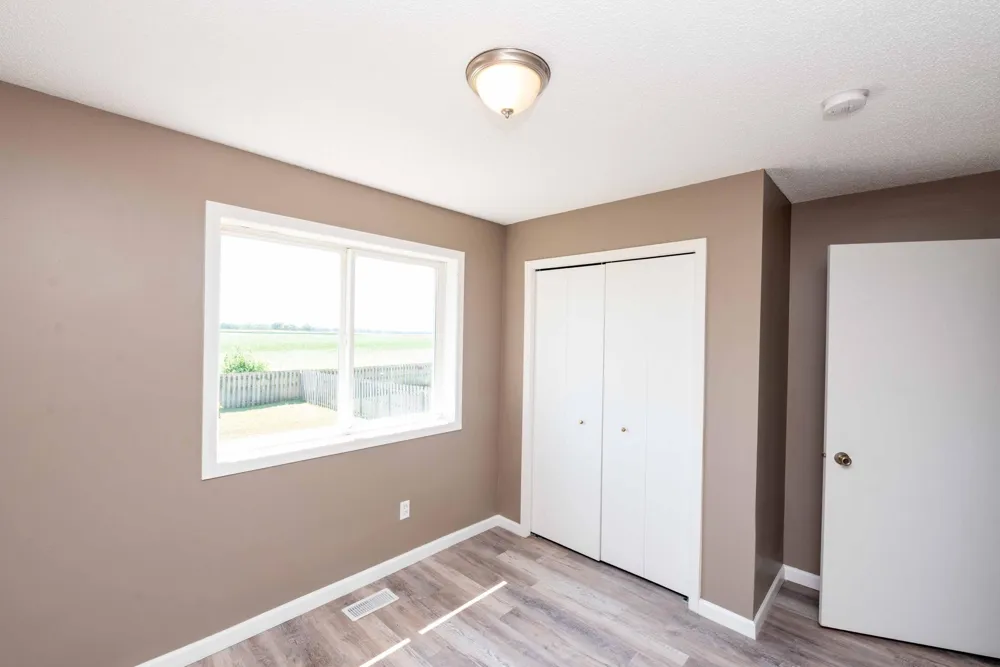 557 Kendall Drive Hastings, MN 55033