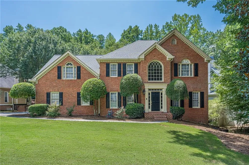 5535 Grove Point Road Johns Creek, GA 30022