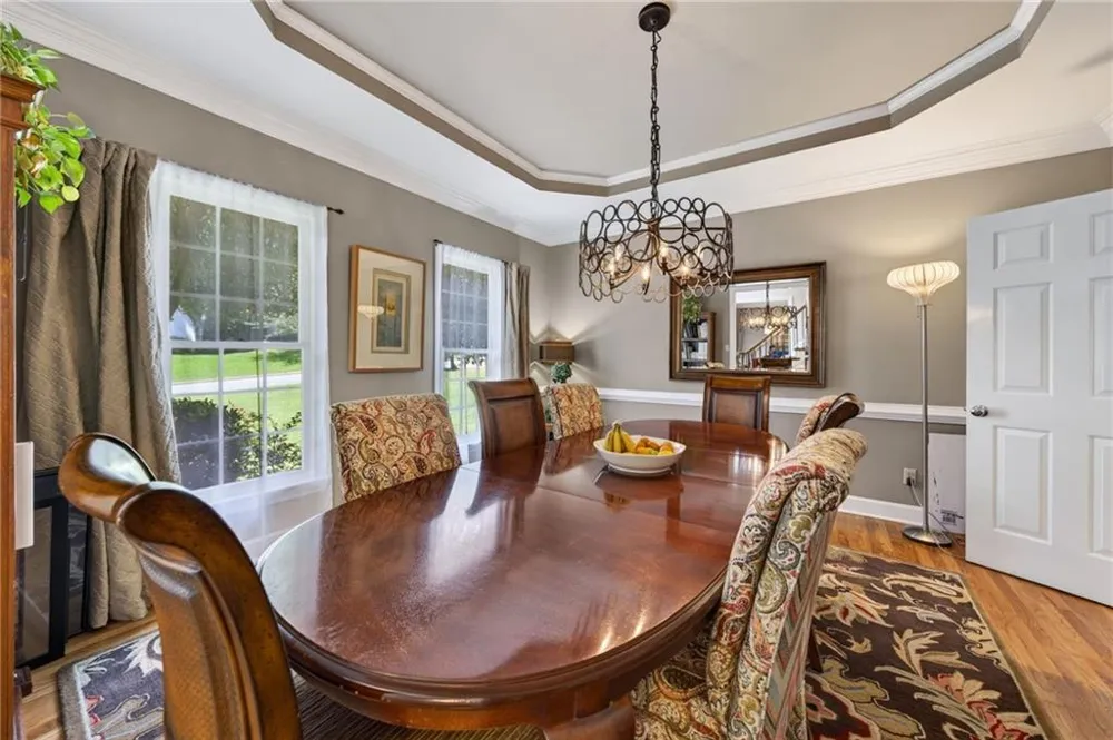 5535 Grove Point Road Johns Creek, GA 30022