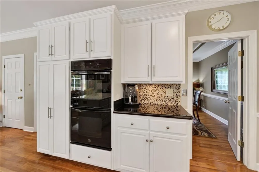5535 Grove Point Road Johns Creek, GA 30022
