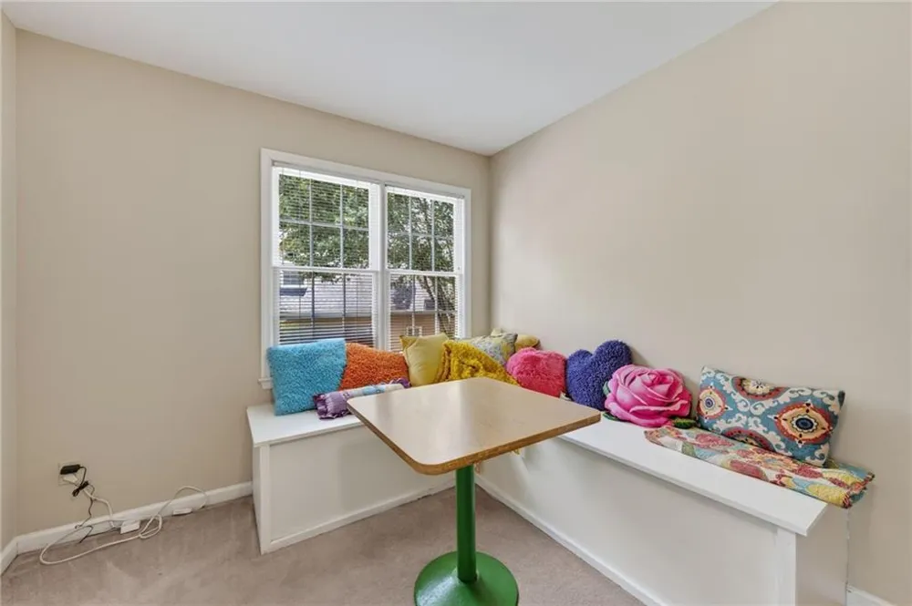 5535 Grove Point Road Johns Creek, GA 30022