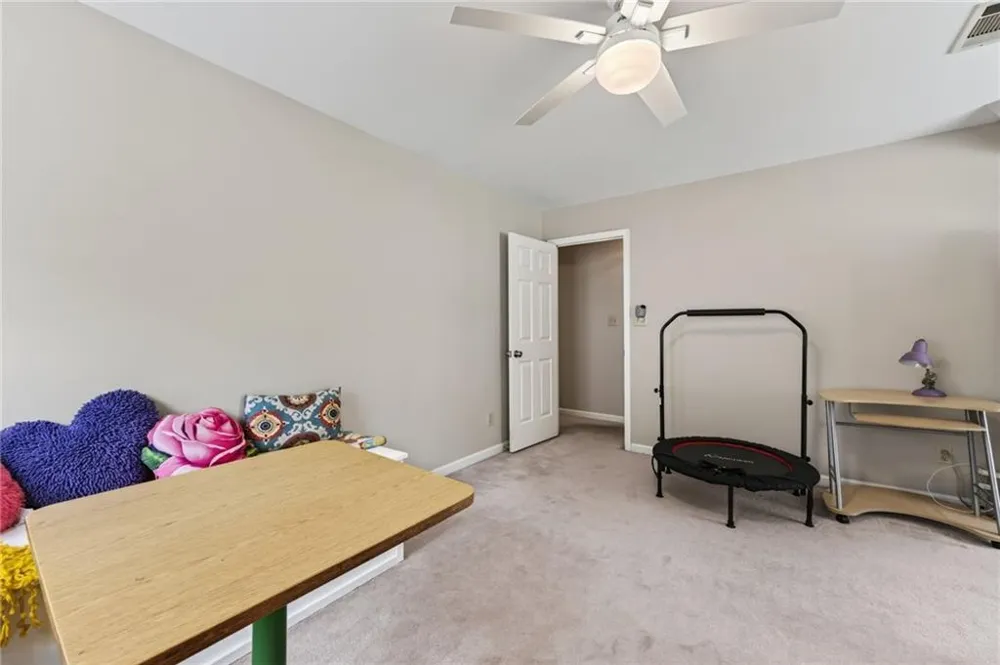 5535 Grove Point Road Johns Creek, GA 30022