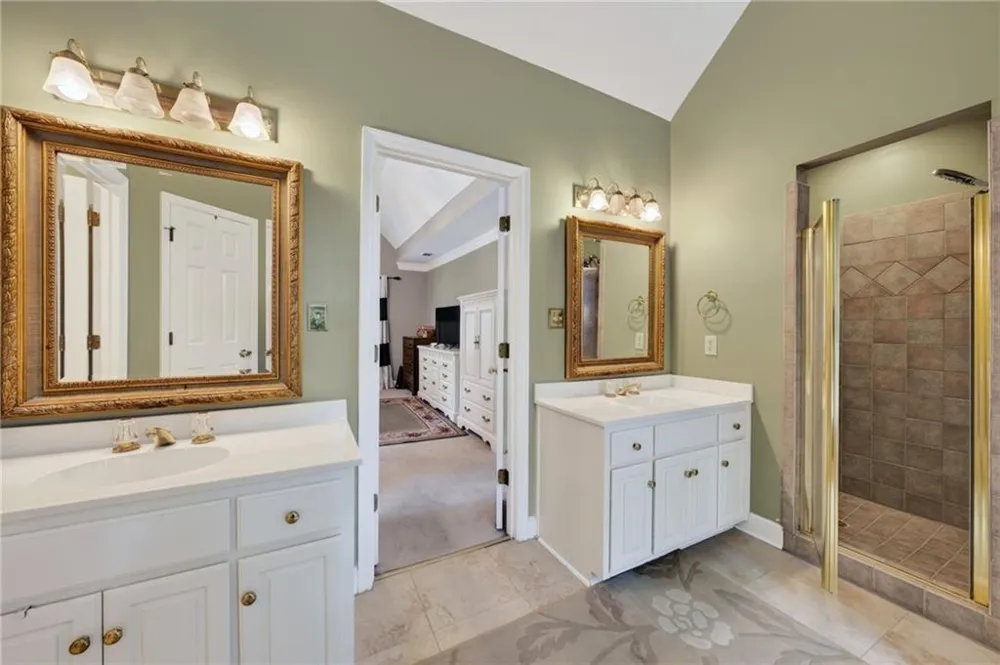5535 Grove Point Road Johns Creek, GA 30022
