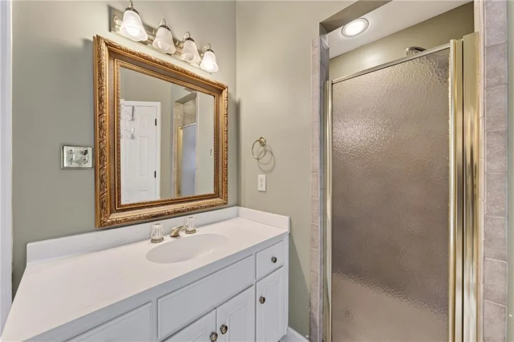 5535 Grove Point Road Johns Creek, GA 30022
