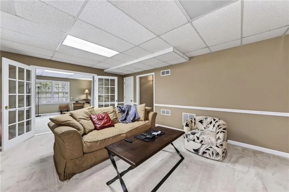 5535 Grove Point Road Johns Creek, GA 30022