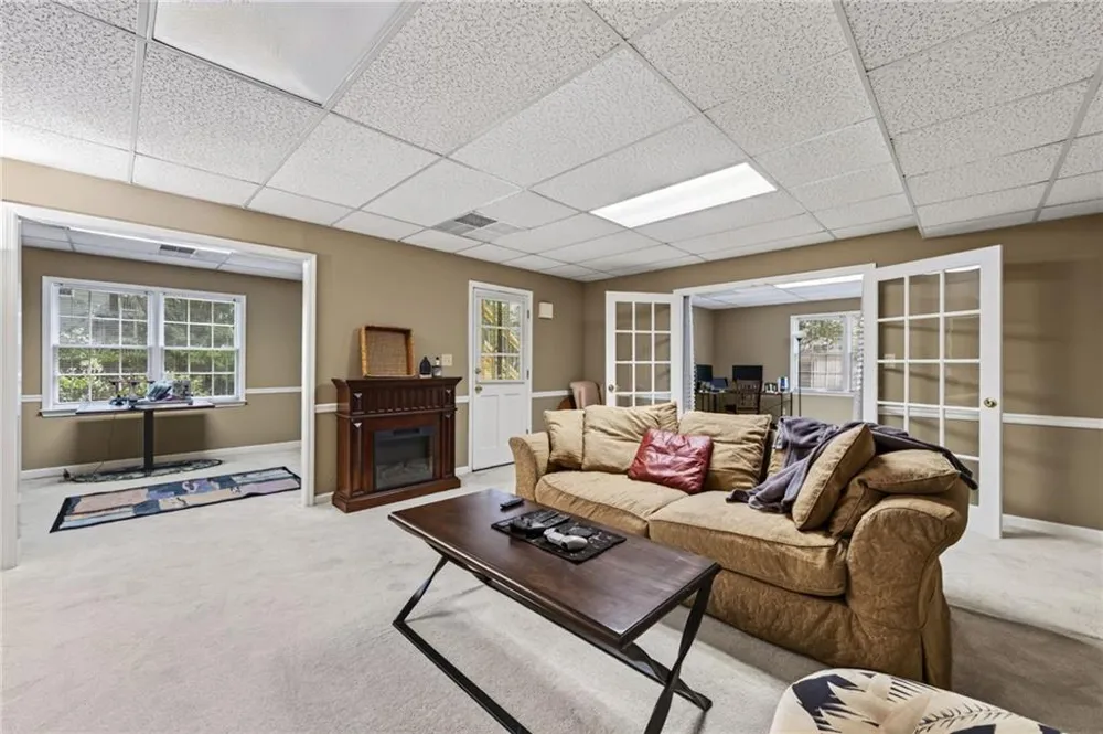 5535 Grove Point Road Johns Creek, GA 30022