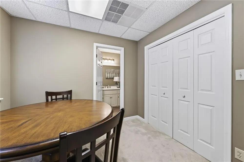 5535 Grove Point Road Johns Creek, GA 30022