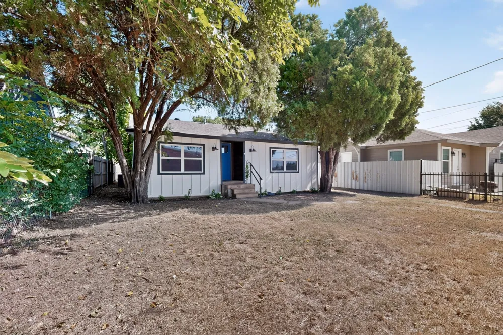 4107 Rockford Drive Dallas, TX 75211