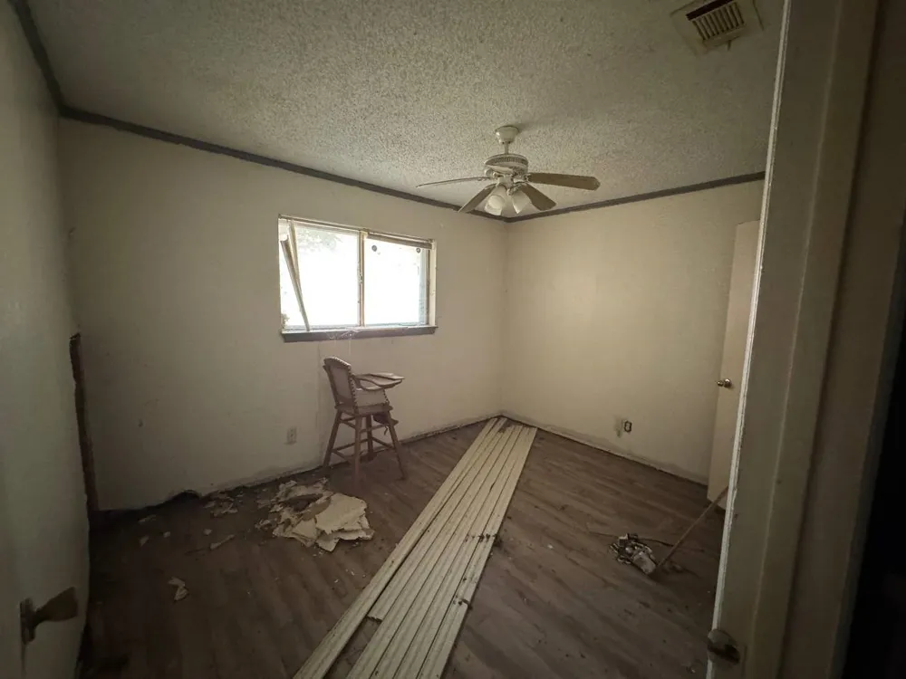 913 7th Street Sanger, TX 76266