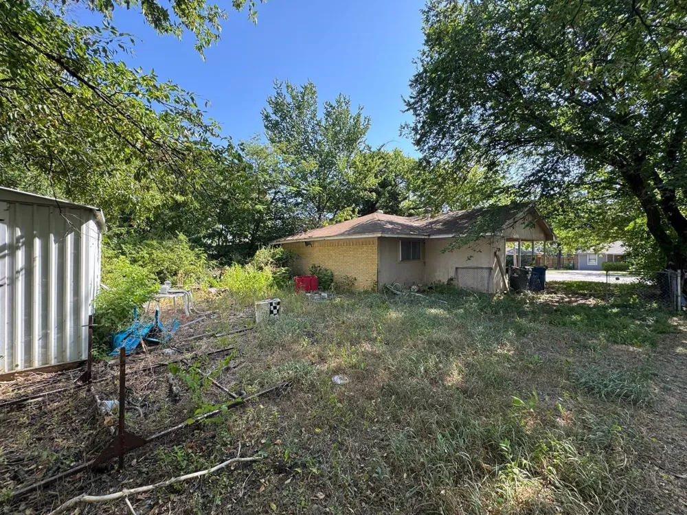 913 7th Street Sanger, TX 76266