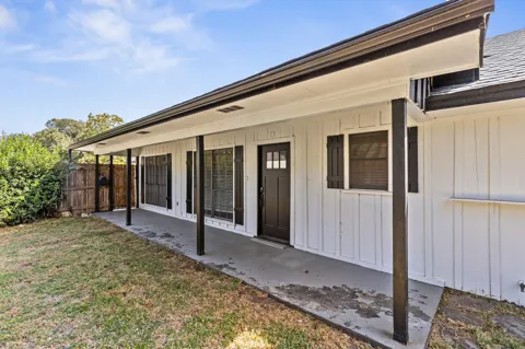 1700 Laurel Lake Drive