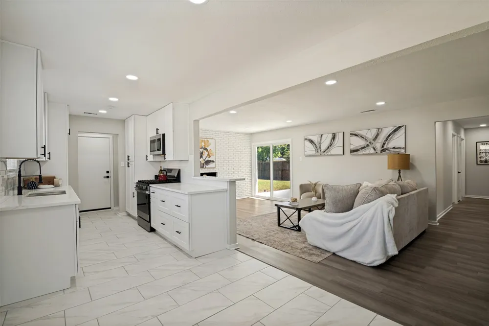 748 Kingswood Avenue Richardson, TX 75080