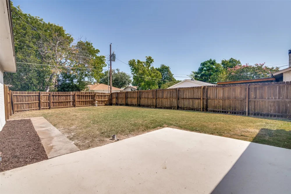 748 Kingswood Avenue Richardson, TX 75080