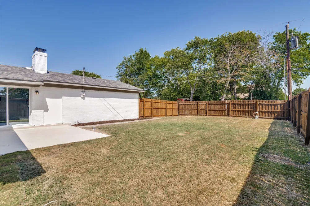 748 Kingswood Avenue Richardson, TX 75080