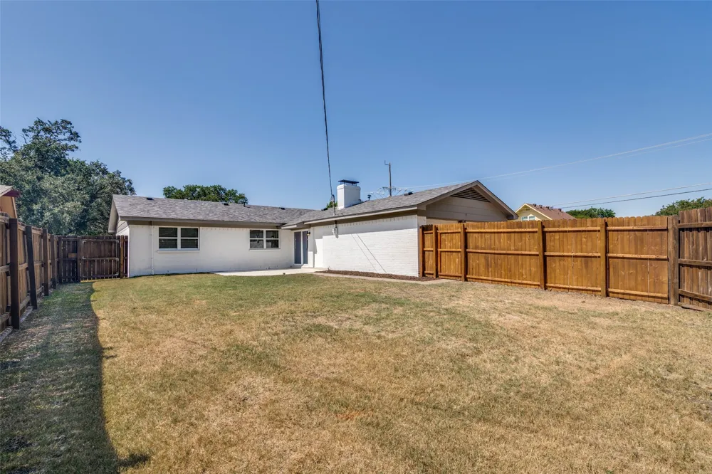 748 Kingswood Avenue Richardson, TX 75080