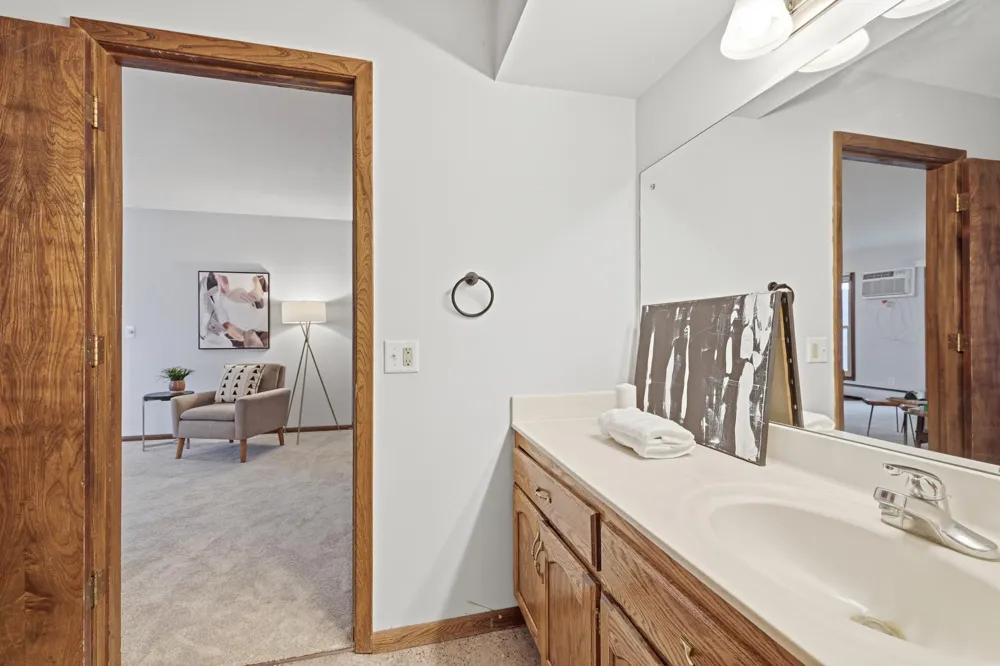 709 11th Avenue S #5 Hopkins, MN 55343