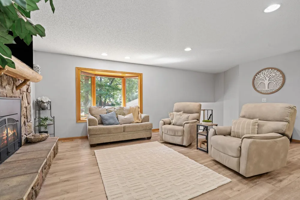 2753 225th Lane NE East Bethel, MN 55011