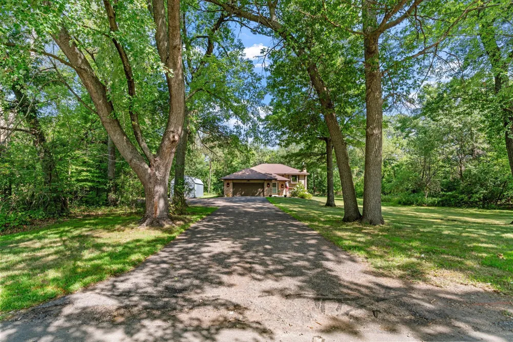 2753 225th Lane NE East Bethel, MN 55011