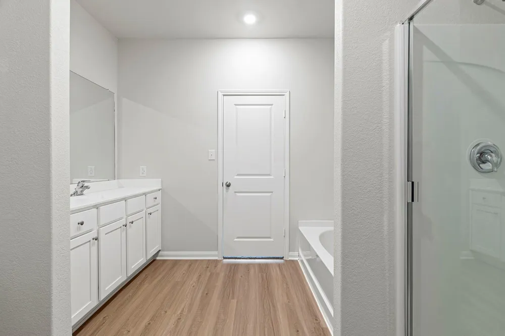 8915 New Jade Drive Iowa Colony, TX 77583