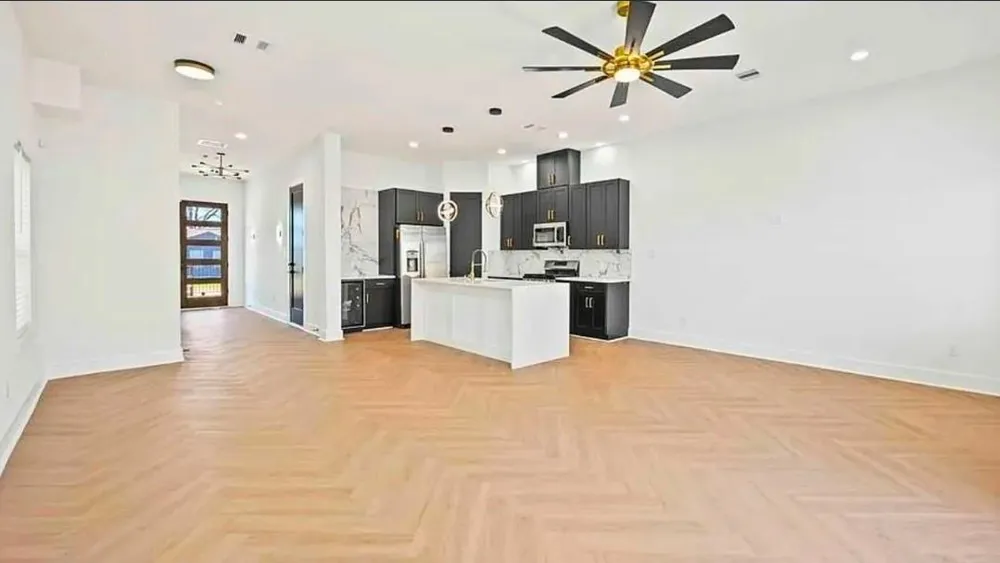 4117 Shelby Circle #B Houston, TX 77051