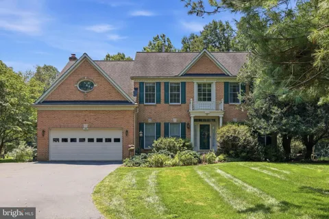 19808 FALLING SPRING COURT