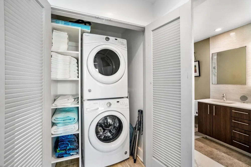 236 SE Fifth Avenue #303 Delray Beach, FL 33483