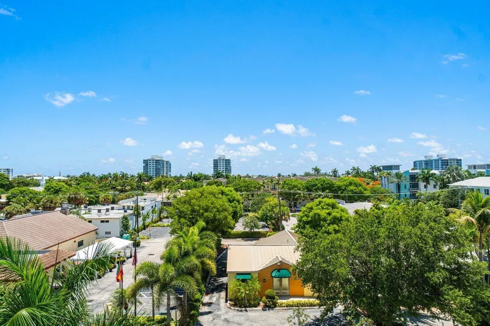 236 SE Fifth Avenue #303 Delray Beach, FL 33483