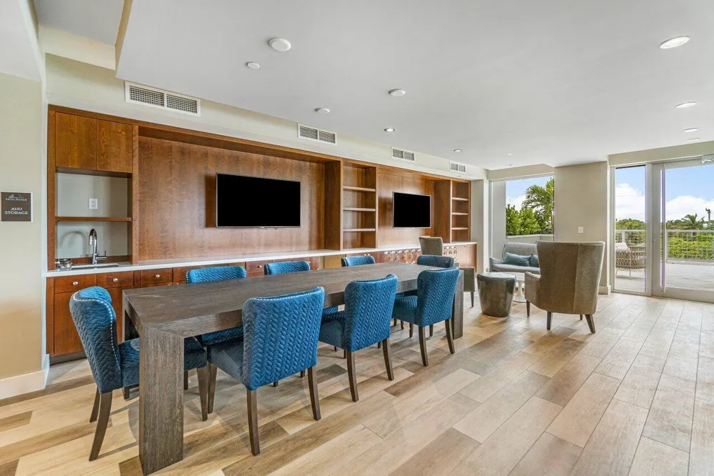 236 SE Fifth Avenue #303 Delray Beach, FL 33483