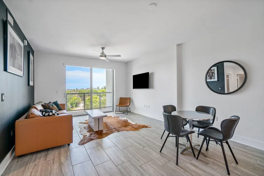 236 SE Fifth Avenue #303 Delray Beach, FL 33483