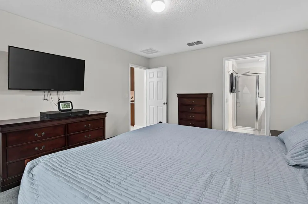 2205 SANDY BAY LANE Jacksonville, FL 32233