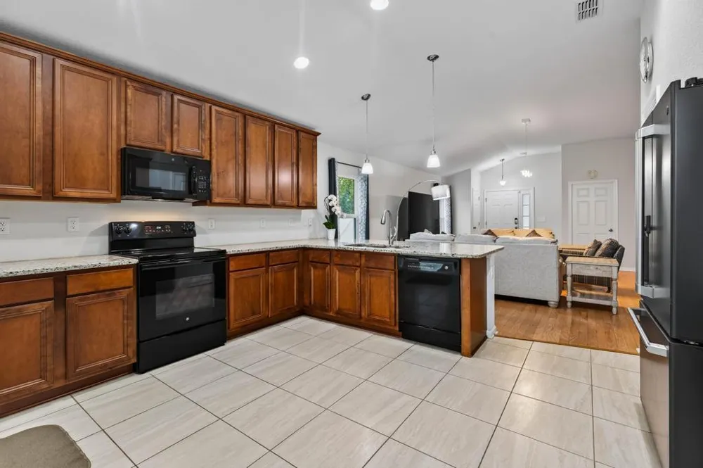 2205 SANDY BAY LANE Jacksonville, FL 32233
